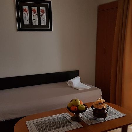Tashevi Apartments Pomorie Esterno foto