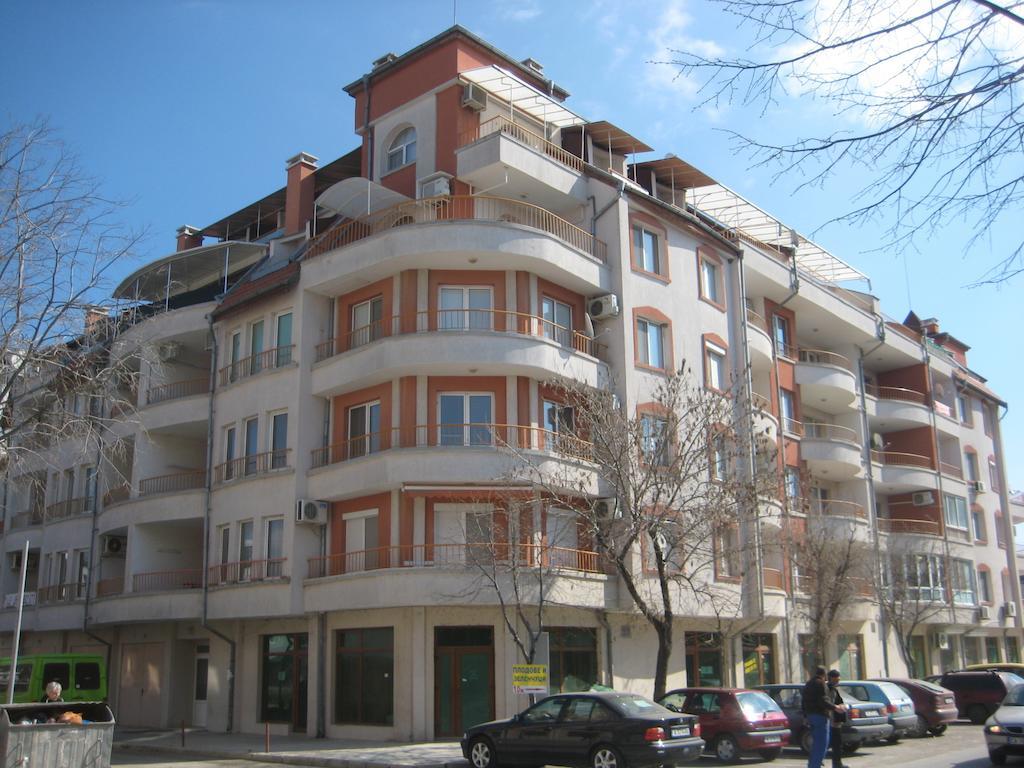 Tashevi Apartments Pomorie Esterno foto
