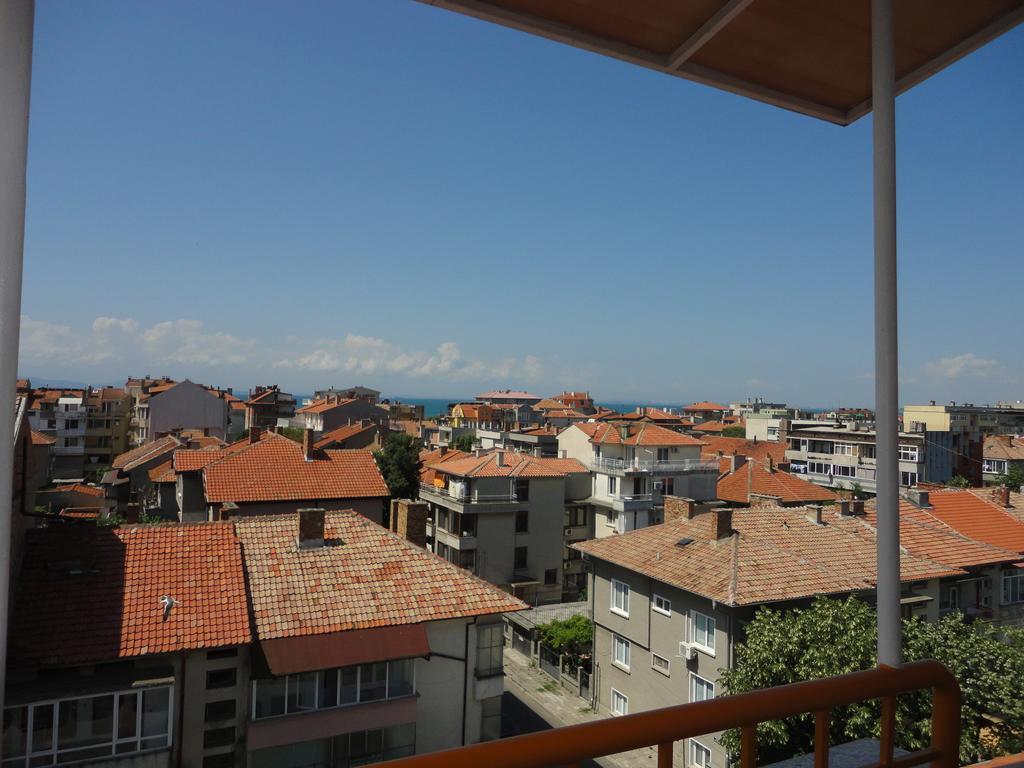 Tashevi Apartments Pomorie Esterno foto