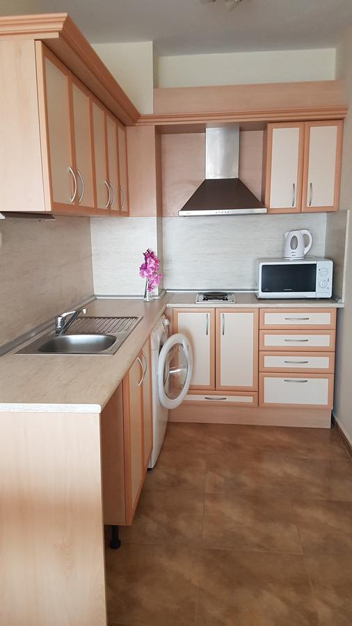 Tashevi Apartments Pomorie Esterno foto