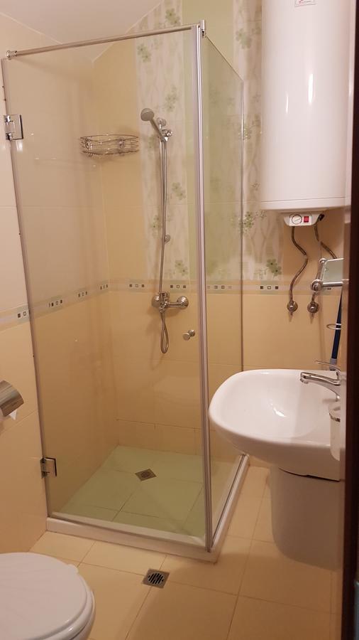 Tashevi Apartments Pomorie Esterno foto